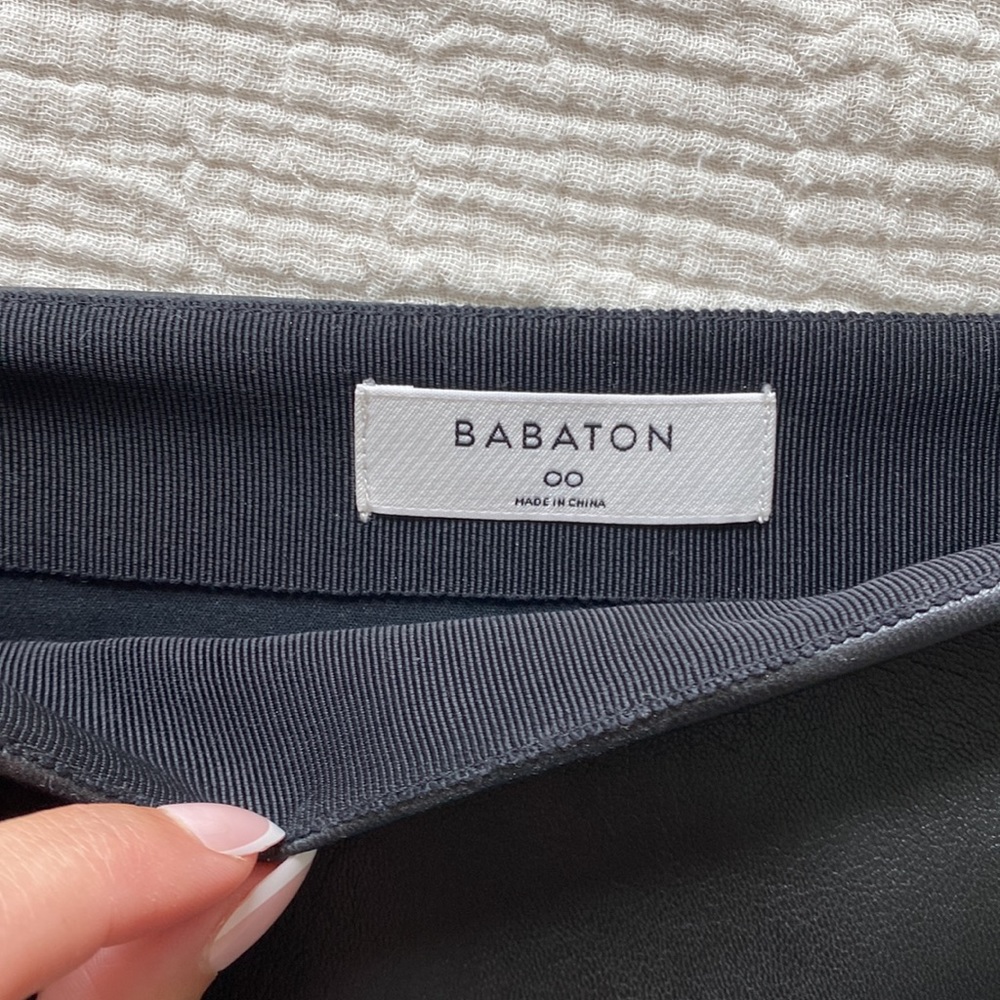 Aritzia Babaton Modern Mini Skirt - Picture 3 of 10